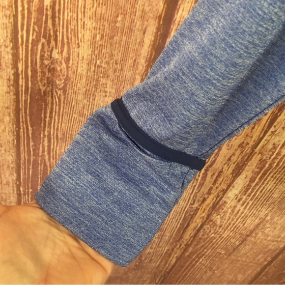 Marmot hoodie shirt - Picture 3 of 7